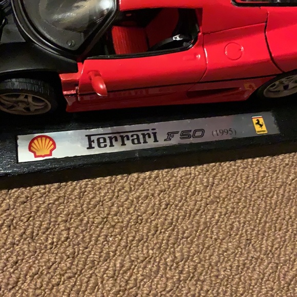 Ferrari Collezione F50 1995 Shell Oil Model Car - Picture 5 of 13